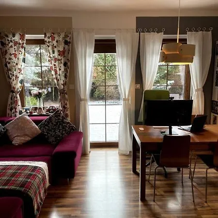 Apartamento Prijemna Vila U Lesa S Velkou Zahradou *